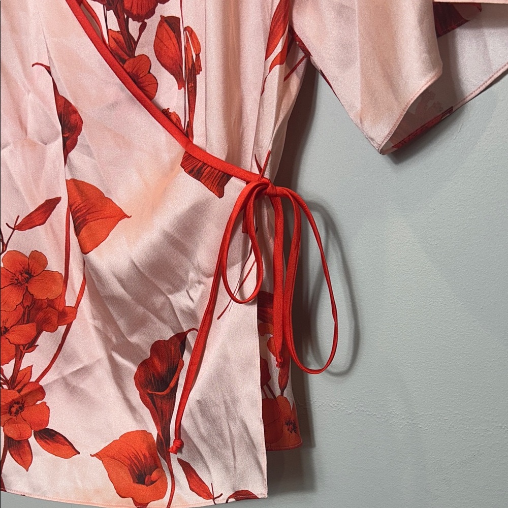 Silky Red Floral Wrap Top - Unbranded - Picture 5 of 6